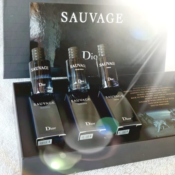 Sauvage best sale perfume set